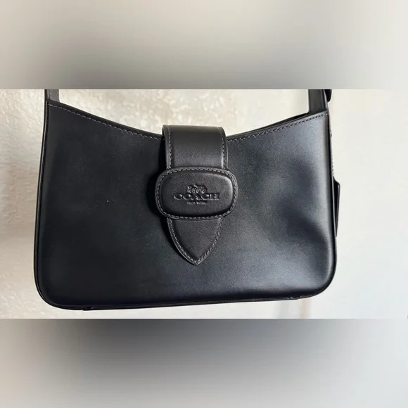 Coach Classic Black Leather Shoulder Bag - Picture 5 of 13